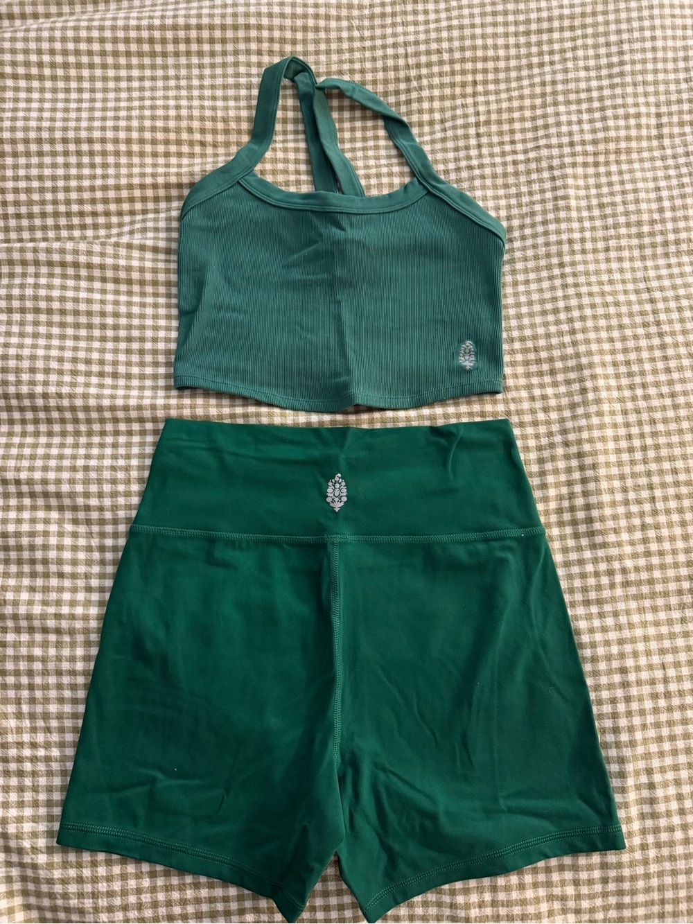 FP Movement Set-
All Clear Cami
Never Better Bike Shorts - Picture 4 of 4